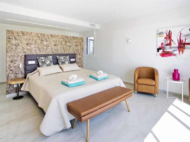 Beachside Marbella Villa - Afbeelding 11