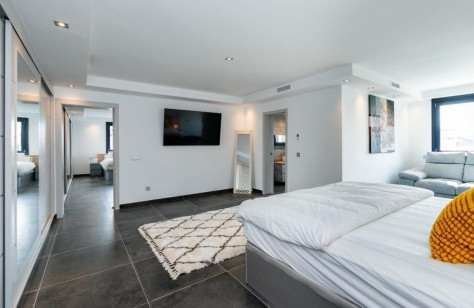 NUEVA ANDALUCIA, MARBELLA - Afbeelding 45
