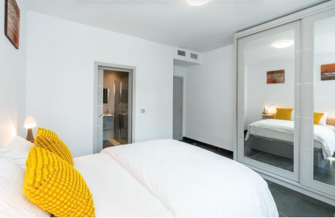 NUEVA ANDALUCIA, MARBELLA - Afbeelding 22