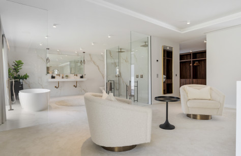 Nueva Andalucía Beachside Villa - Image 30