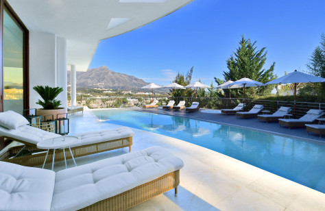Panoramic View Villa - Image 34