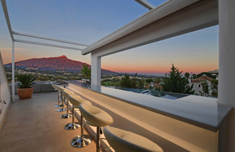 Panoramic View Villa - Image 38