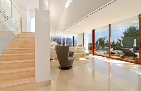 Panoramic View Villa - Image 10