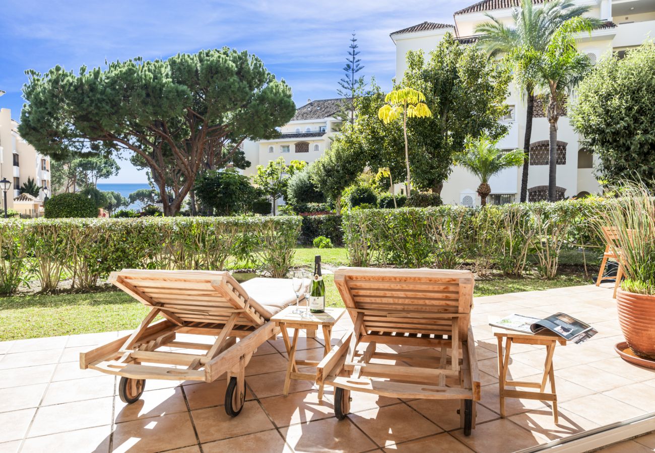 Hacienda Elviria Beach Apartment image 1