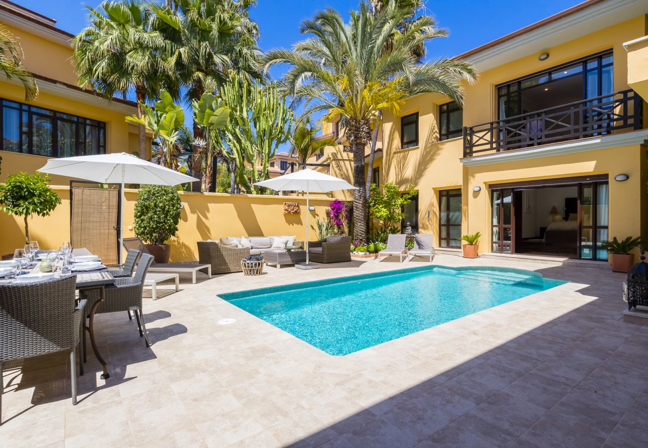 Casa Bahia de Banus image 1