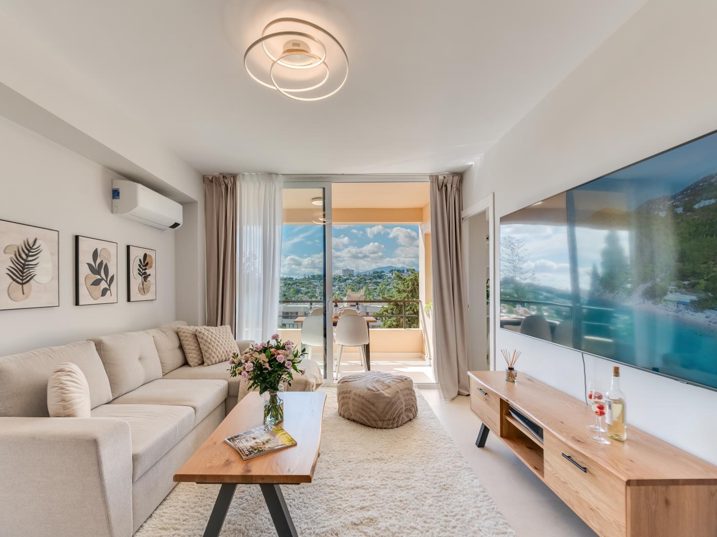 Newly Renovated Sunlit 3 BDRM Apt w/ Stunning Views image 3