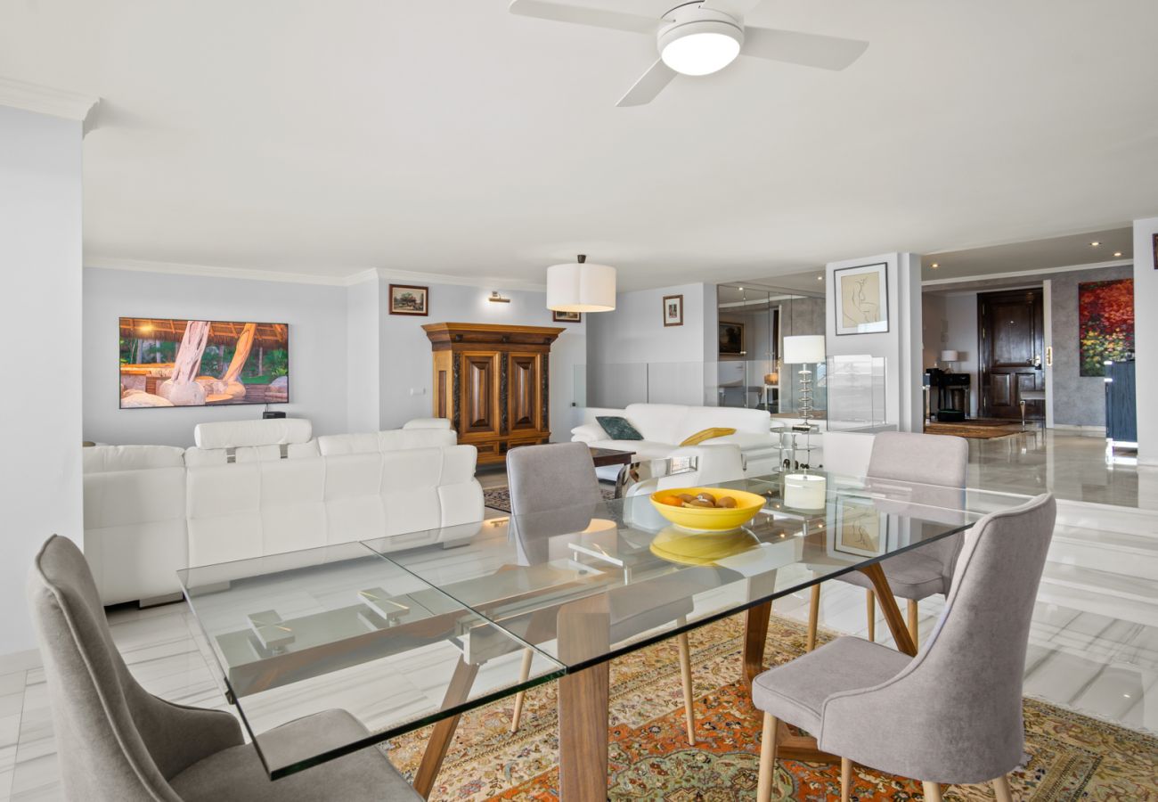 Marbella 2000 Penthouse image 3