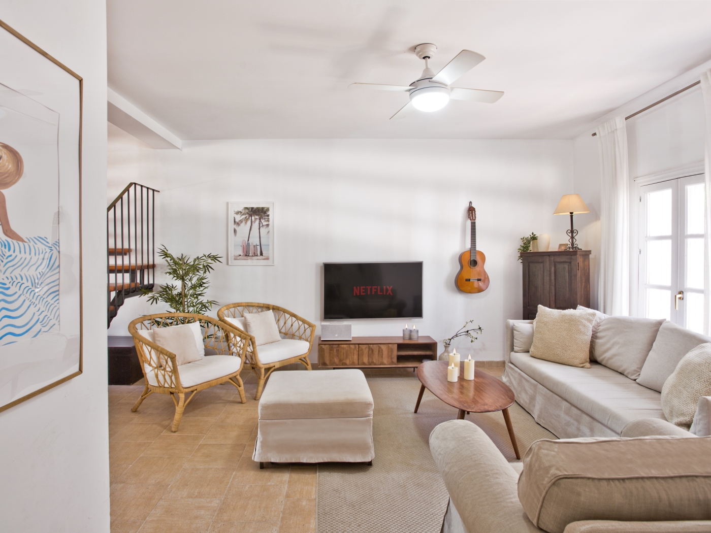 Charming and Modern Townhouse on the Beach image 7